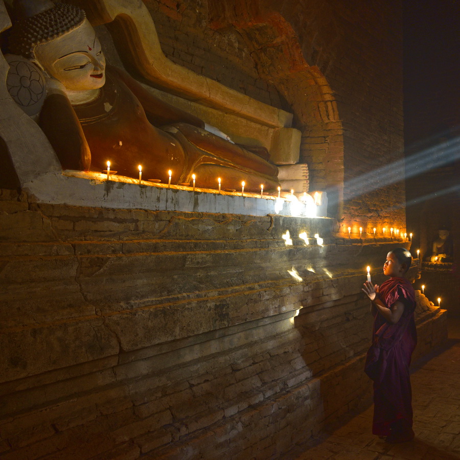 211844ewhsxr1gqbs1h2tr