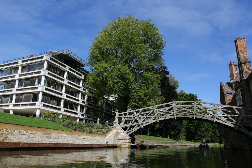 174057s0d7u70320pi8u6i